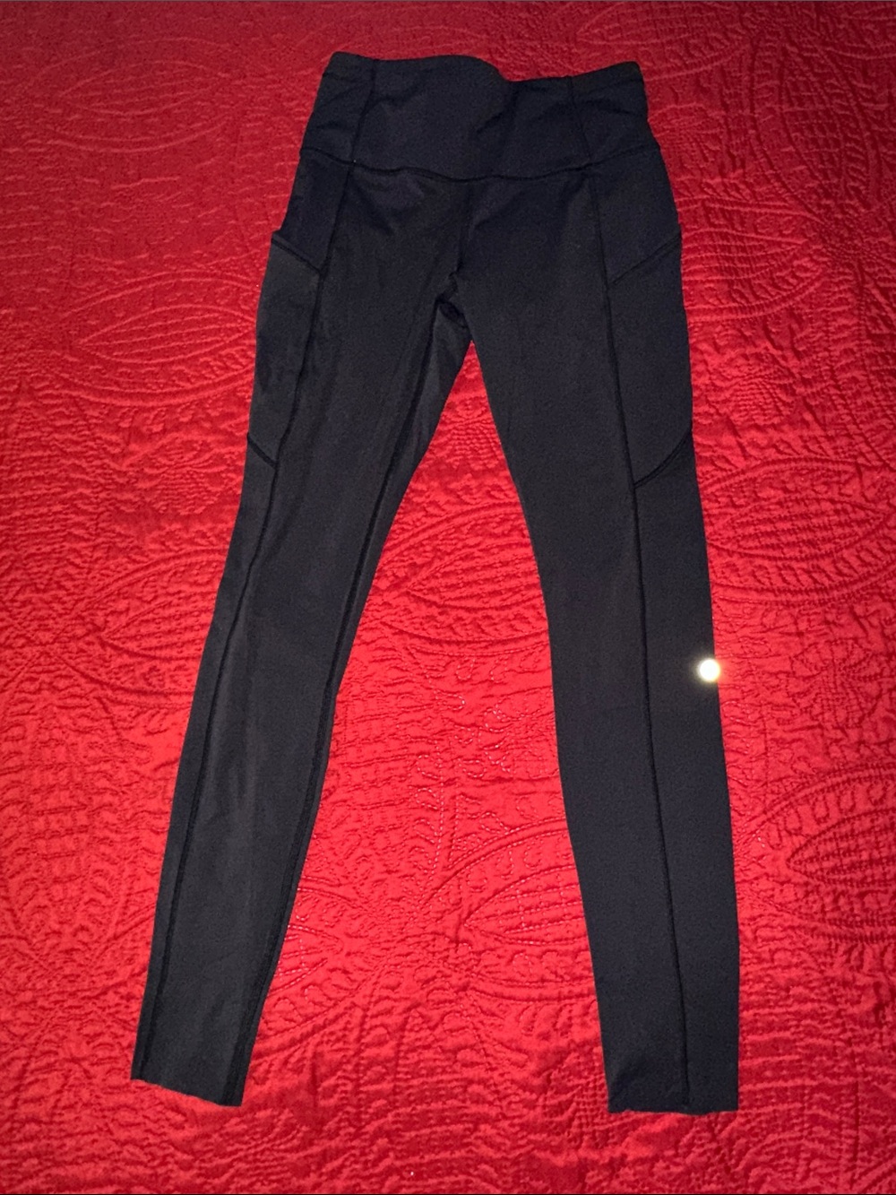 Lululemon Black High-Waist Performance Leggings size 6